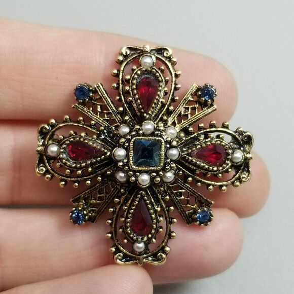 Vintage ART Gold Tone Heraldic Maltese Cross Rhinestone Brooch, Red White Blue - Picture 6 of 7